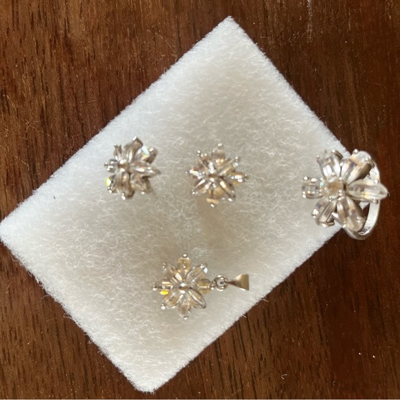 Exquisite set! Sterling Silver 925; ring, earrings and pendant, flower design - Picture 2 of 6